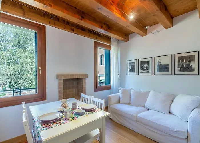 Vittoria Apartments: Fascina 2